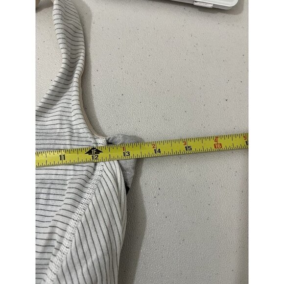 Lululemon Athletica Free To Be Tank Top Built In Bra Size 4 White Striped - Picture 9 of 10